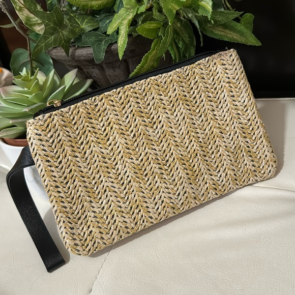 Woven Detail Makeup Pouch-EUC - Picture 2 of 10